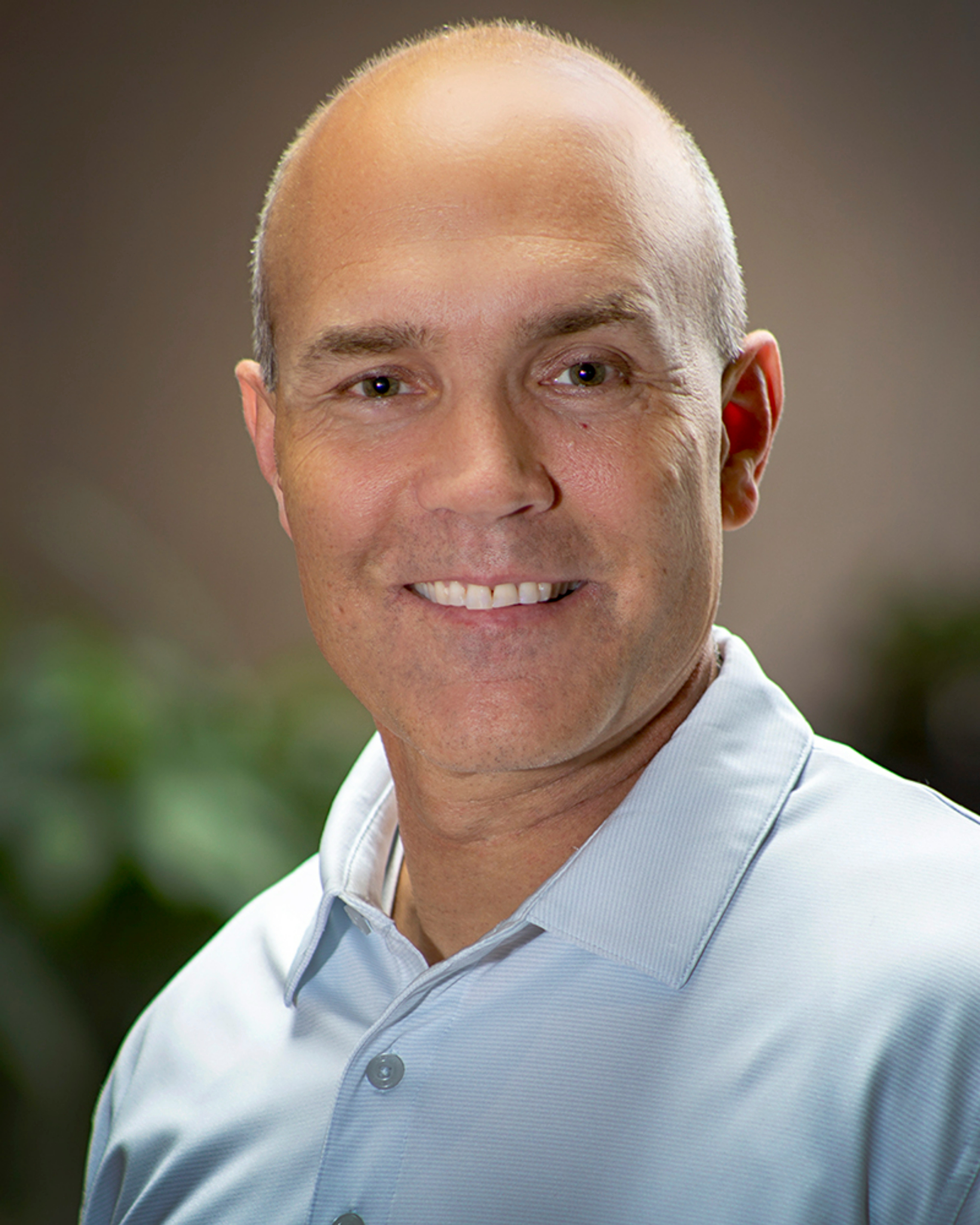 archie collins headshot